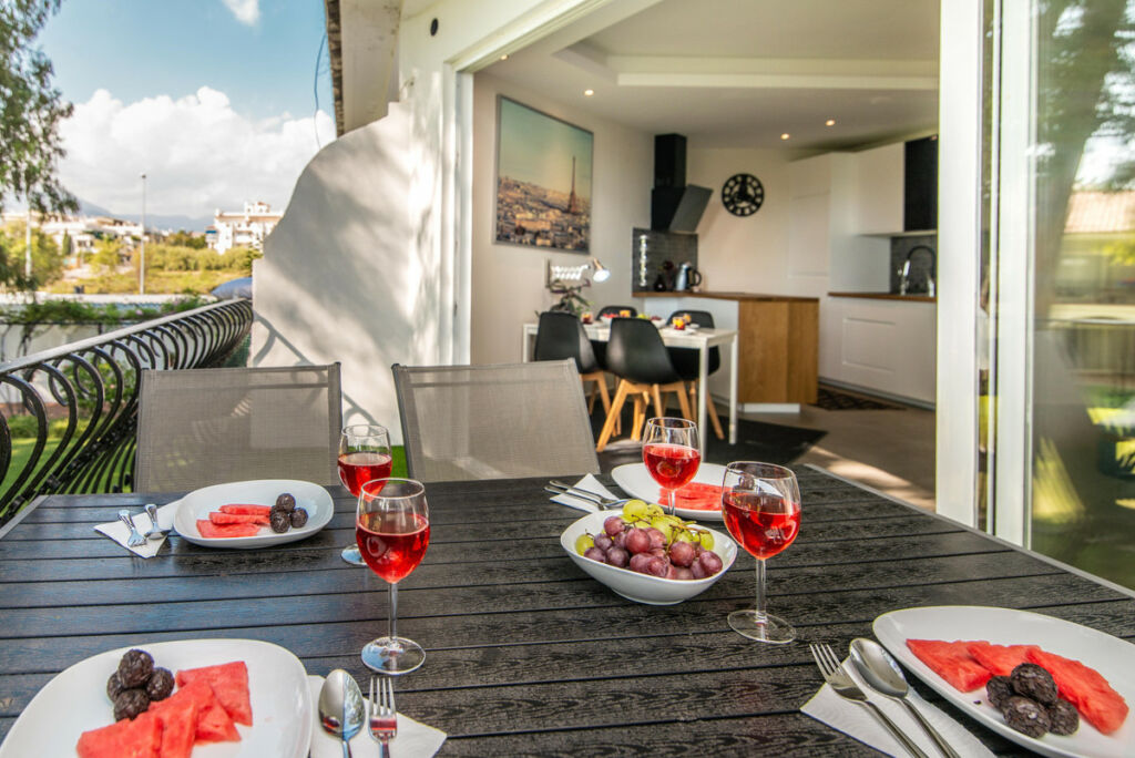 Middle Floor Apartment Puerto Banús Málaga - image 25
