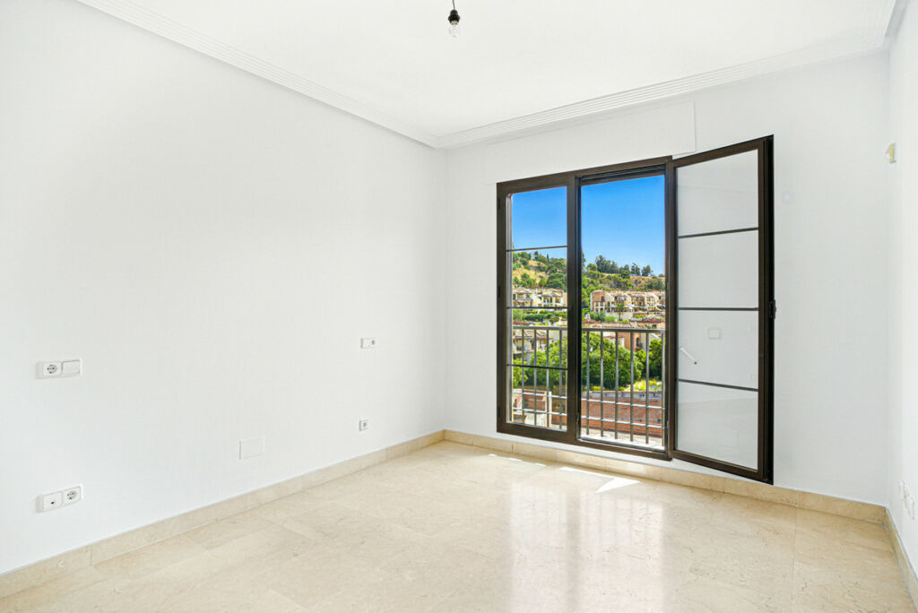 Townhouse Los Arqueros Málaga - image 26