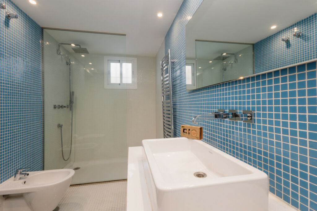 Middle Floor Apartment Puerto Banús Málaga - image 26