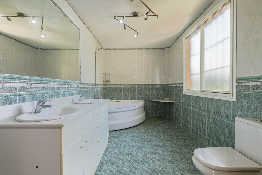 Detached Villa Mijas Málaga - image 27