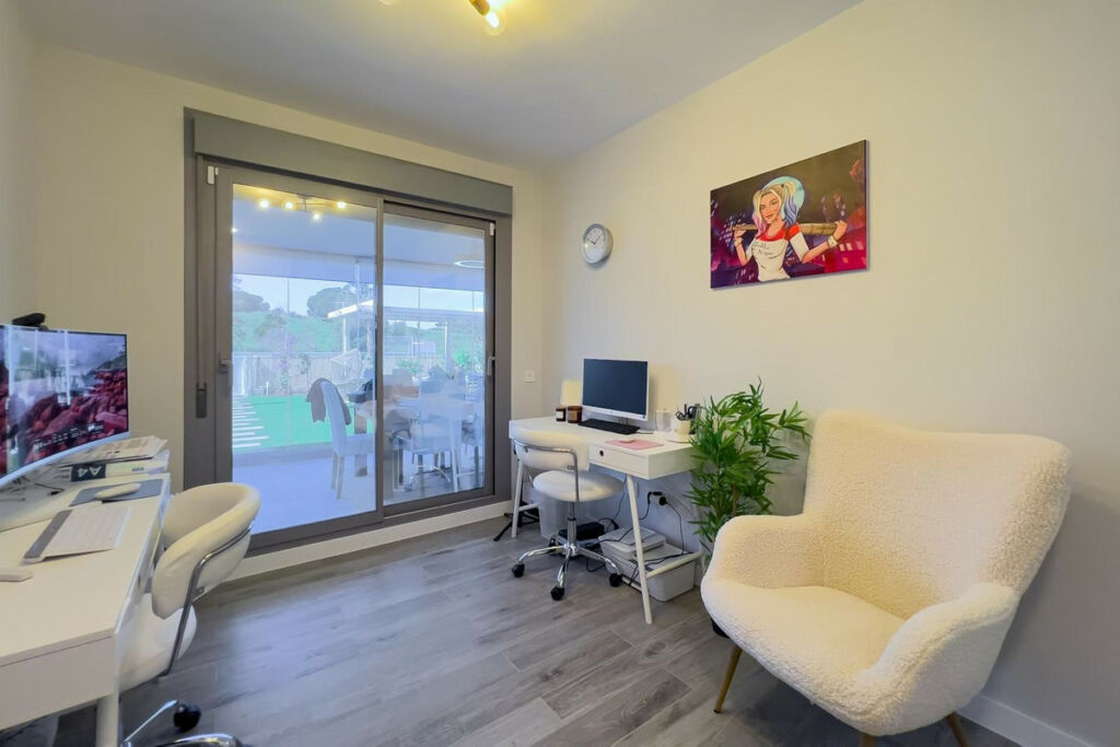 Ground Floor Apartment El Chaparral Málaga - image 27