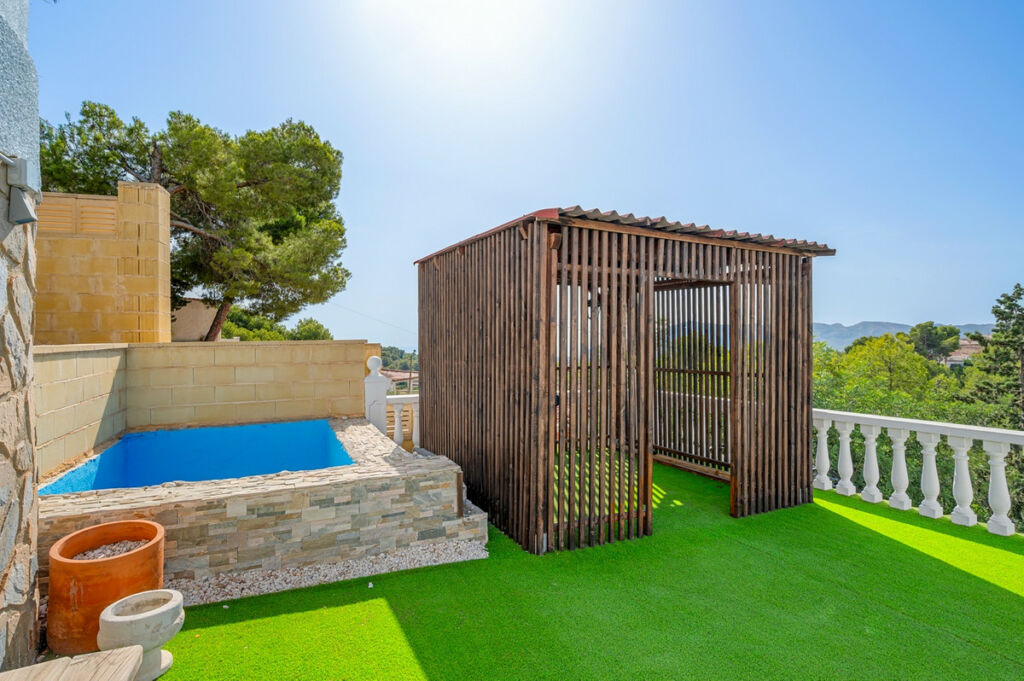 Detached Villa La Nucia Alicante - image 27