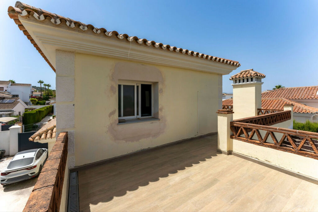 Detached Villa Coín Málaga - image 27