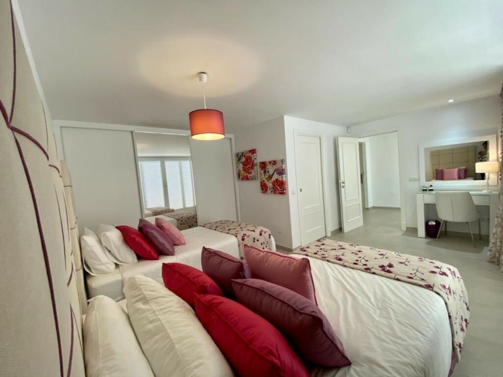 Duplex Nueva Andalucía Málaga - image 27