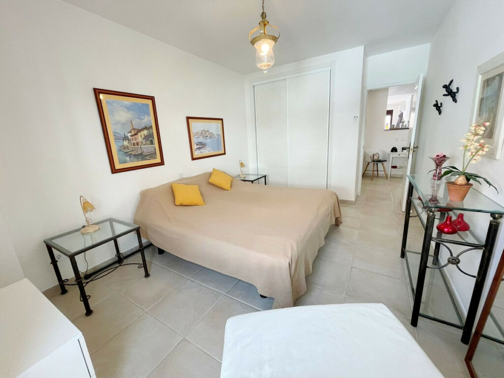 Middle Floor Apartment Nueva Andalucía Málaga - image 27
