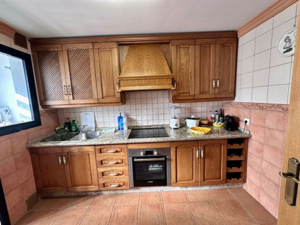 Top Floor Apartment Estepona Málaga - image 27