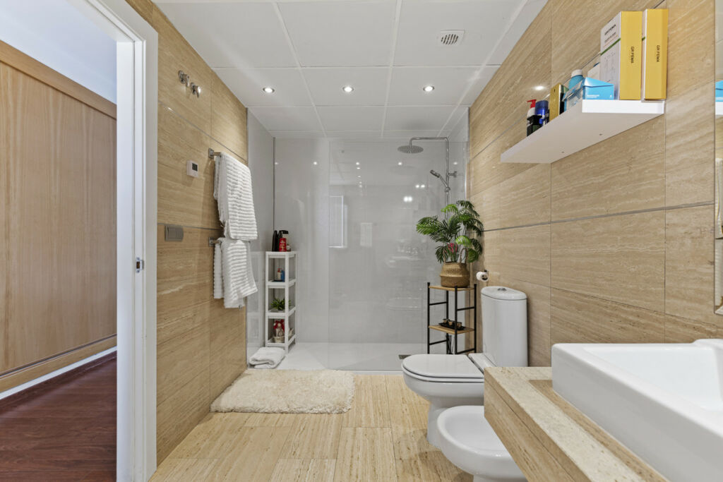 Townhouse Benahavís Málaga - image 29