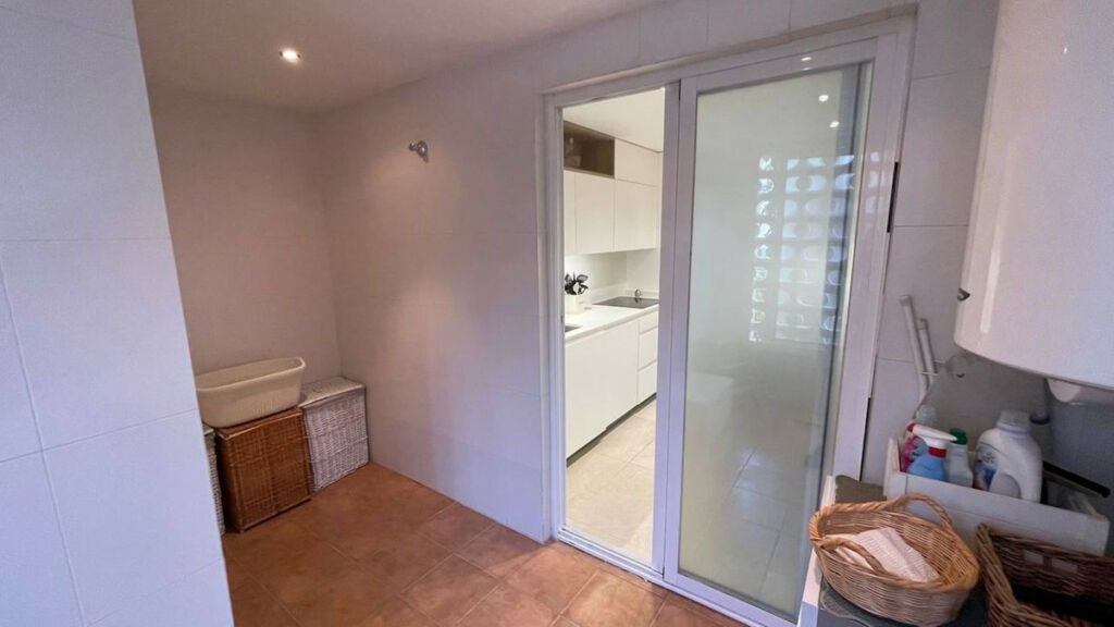 Ground Floor Apartment Puerto Banús Málaga - image 27
