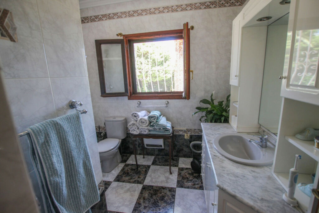 Detached Villa Calpe Alicante - image 27