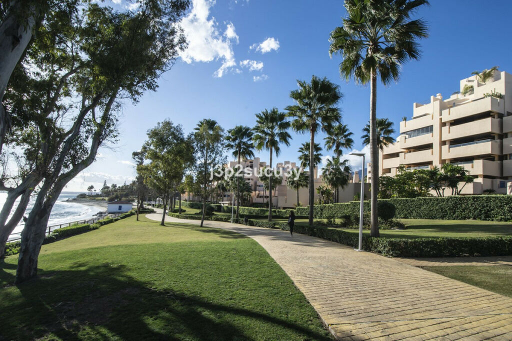 Penthouse Duplex El Padron Málaga - image 27