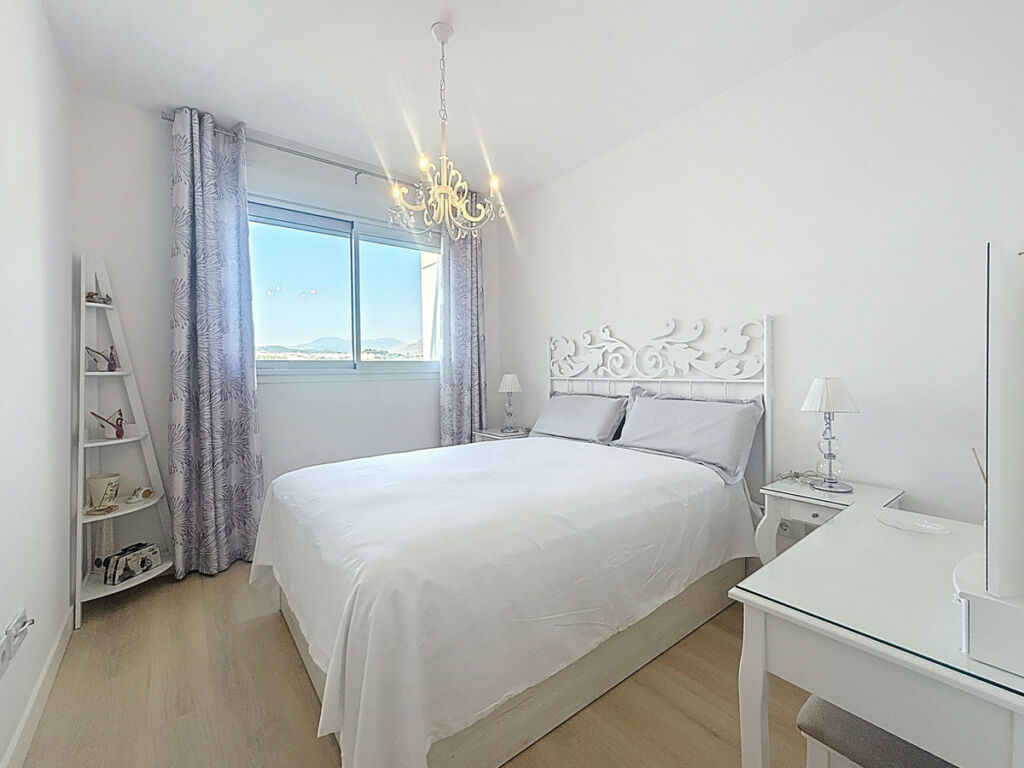 Penthouse Estepona Málaga - image 27