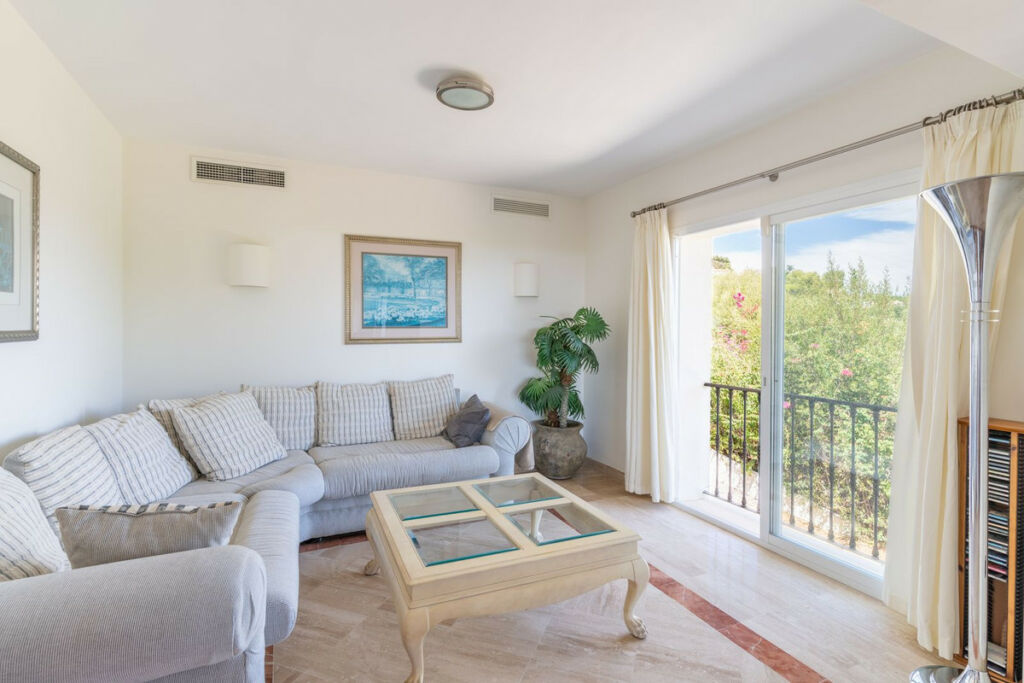 Detached Villa Benahavís Málaga - image 27