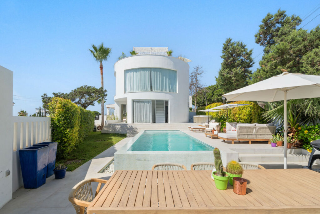 Detached Villa Marbesa Málaga - image 27