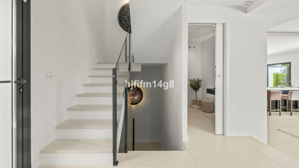 Detached Villa San Pedro de Alcántara Málaga - image 27
