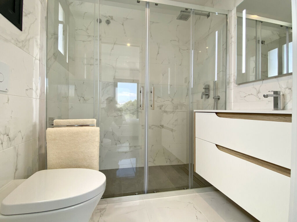 Detached Villa La Campaneta Alicante - image 27