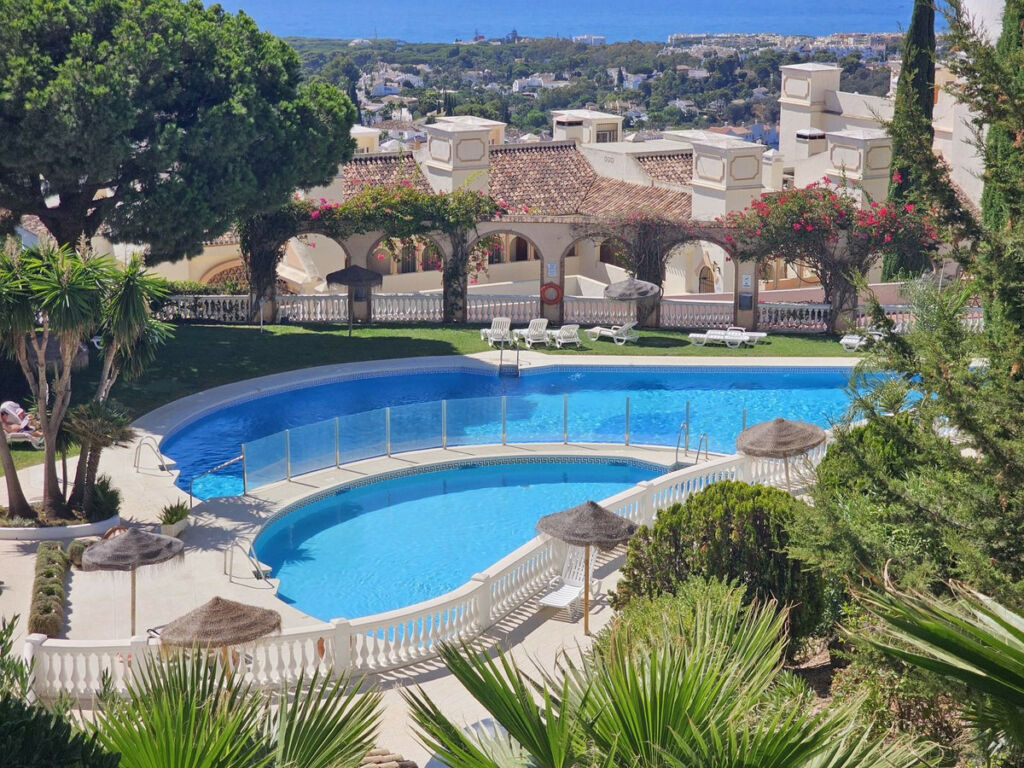 Penthouse Calahonda Málaga - image 27