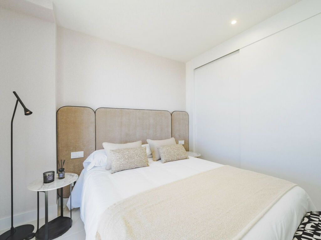 Penthouse Duplex Higueron Málaga - image 27
