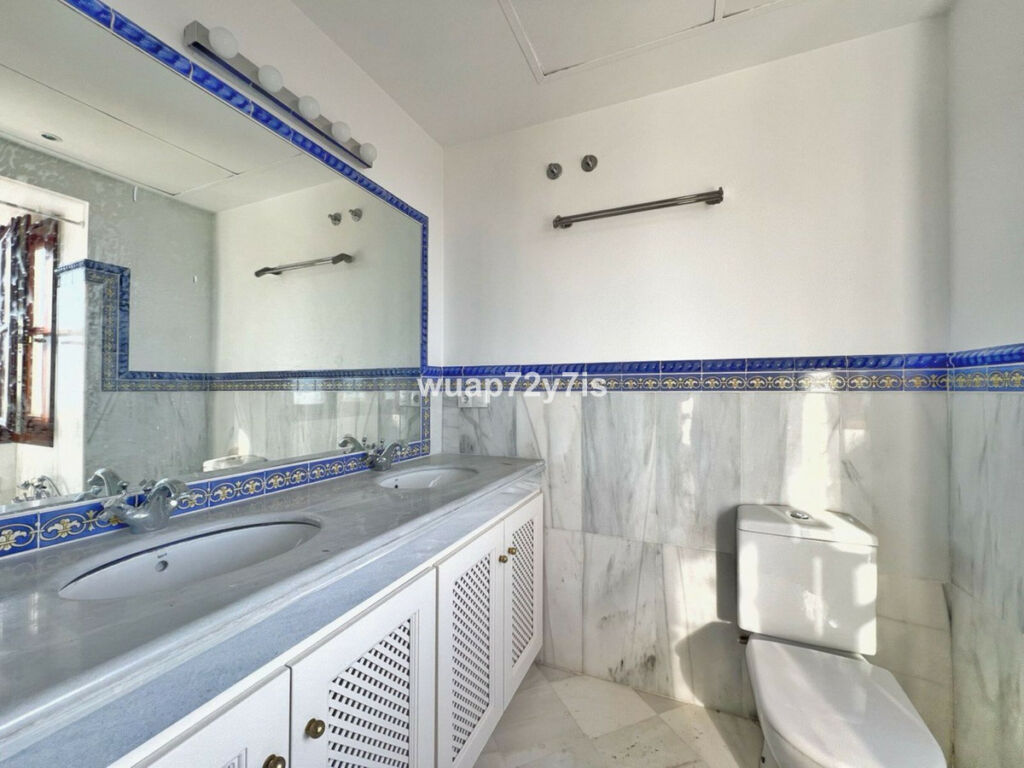 Semi-Detached House Benahavís Málaga - image 27