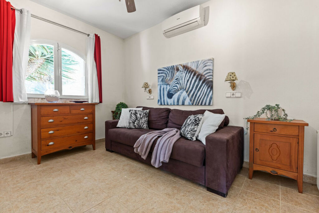 Detached Villa El Campello Alicante - image 27