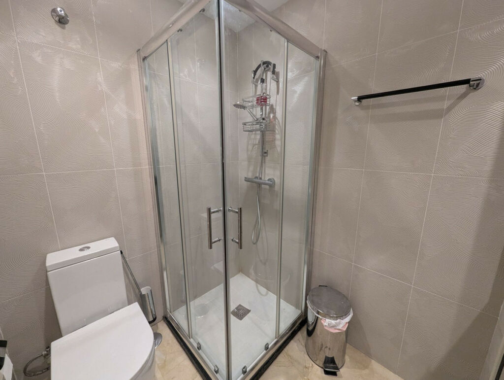 Penthouse Calahonda Málaga - image 24