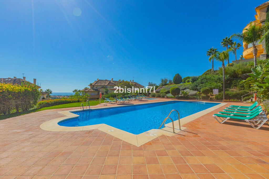 Middle Floor Apartment Elviria Málaga - image 27