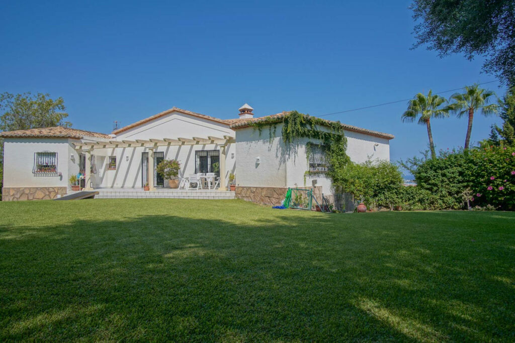 Detached Villa Denia Alicante - image 27