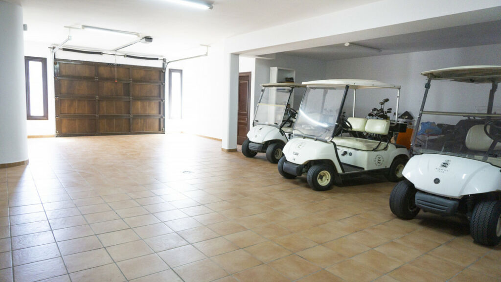 Detached Villa Benahavís Málaga - image 19