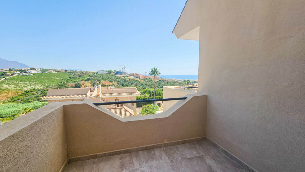 Semi-Detached House La Duquesa Málaga - image 28
