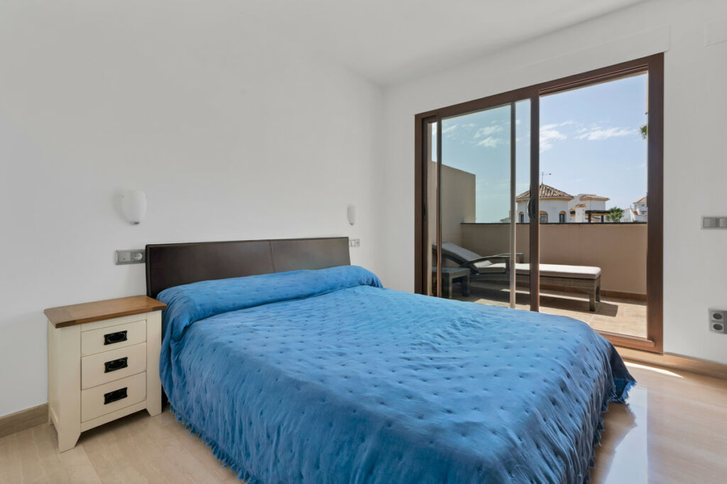 Penthouse Nueva Andalucía Málaga - image 27