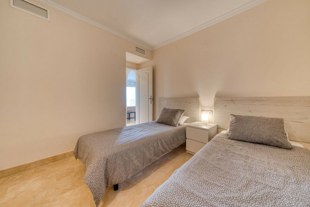 Ground Floor Apartment Calahonda Málaga - image 28