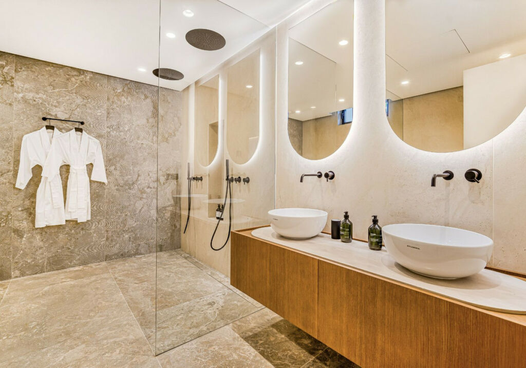 Detached Villa The Golden Mile Málaga - image 28