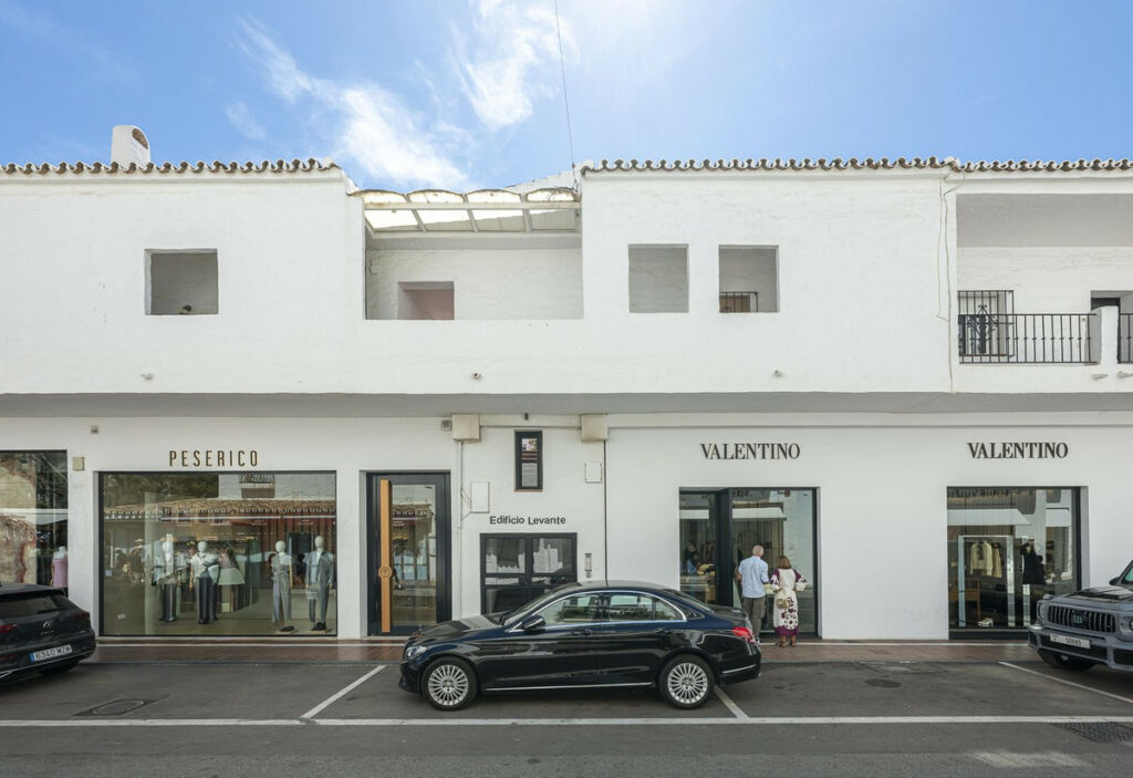 Top Floor Apartment Puerto Banús Málaga - image 28
