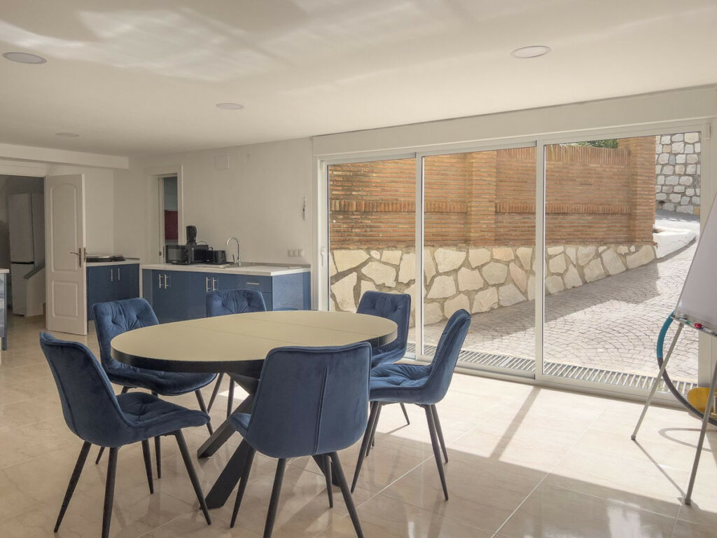 Detached Villa Benalmadena Málaga - image 28