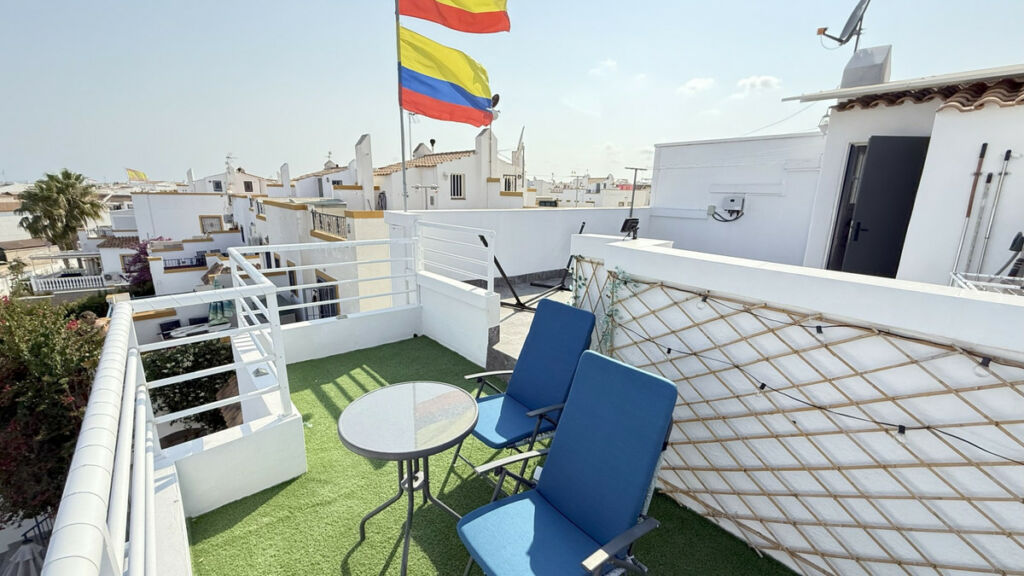 Detached Villa La Zenia Alicante - image 28