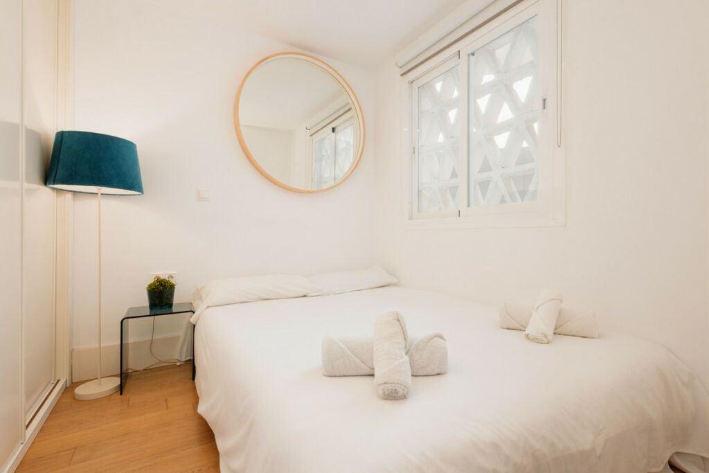 Middle Floor Apartment Puerto Banús Málaga - image 28