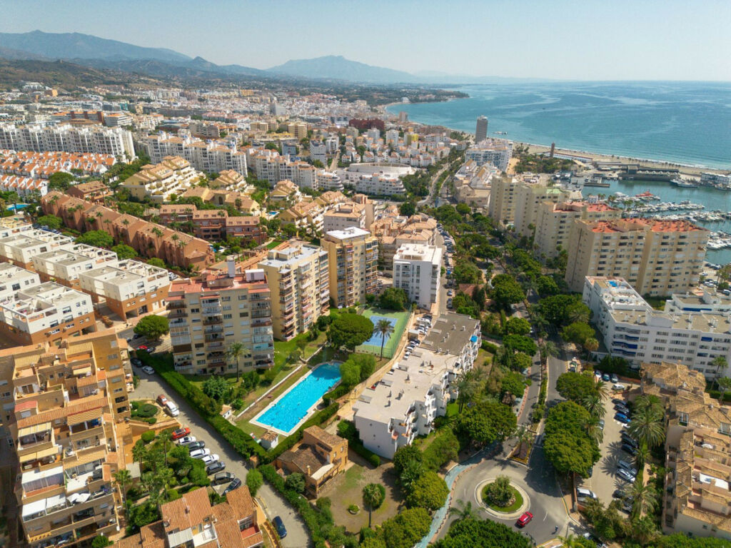 Ground Floor Apartment Estepona Málaga - image 28