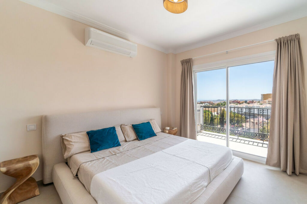 Detached Villa Torreblanca Málaga - image 28
