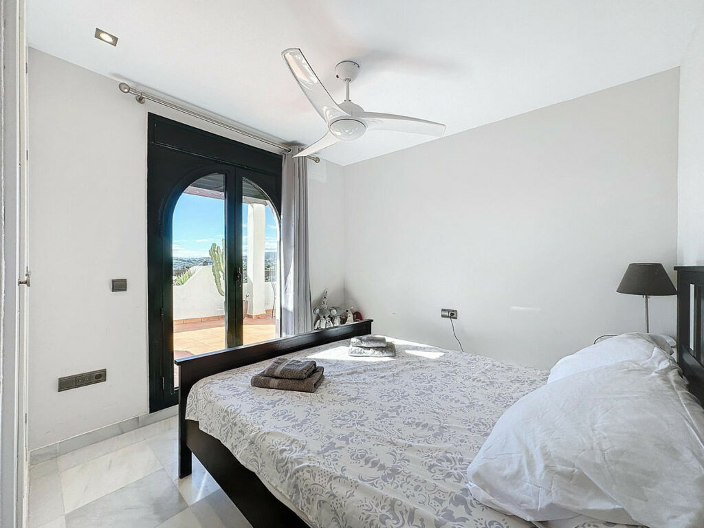 Penthouse Casares Málaga - image 28