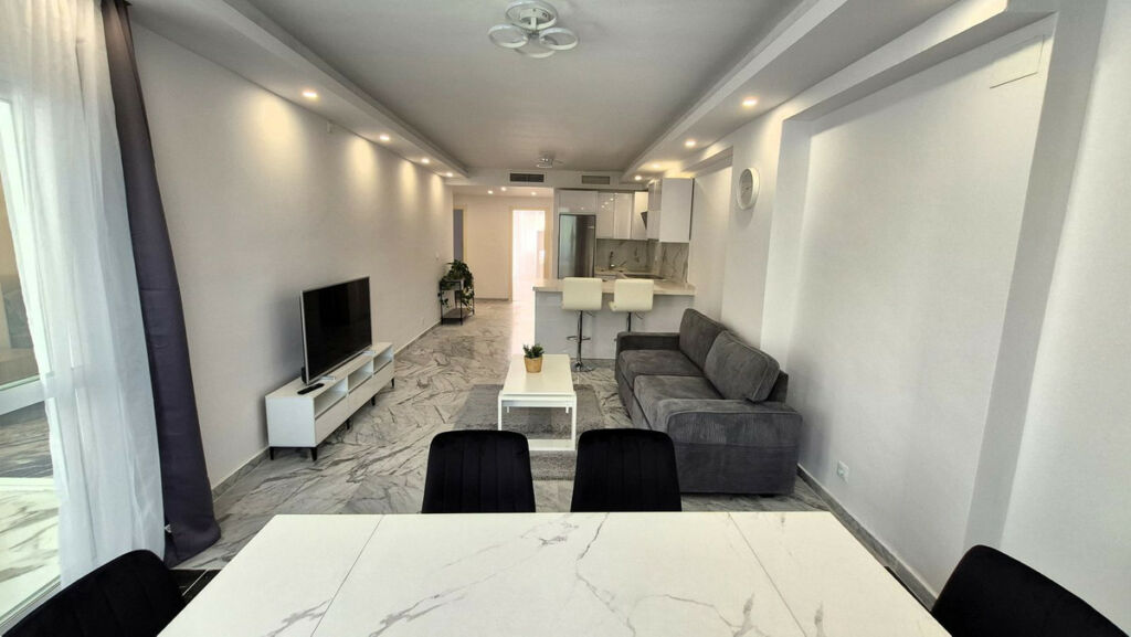 Ground Floor Apartment Bahía de Marbella Málaga - image 6