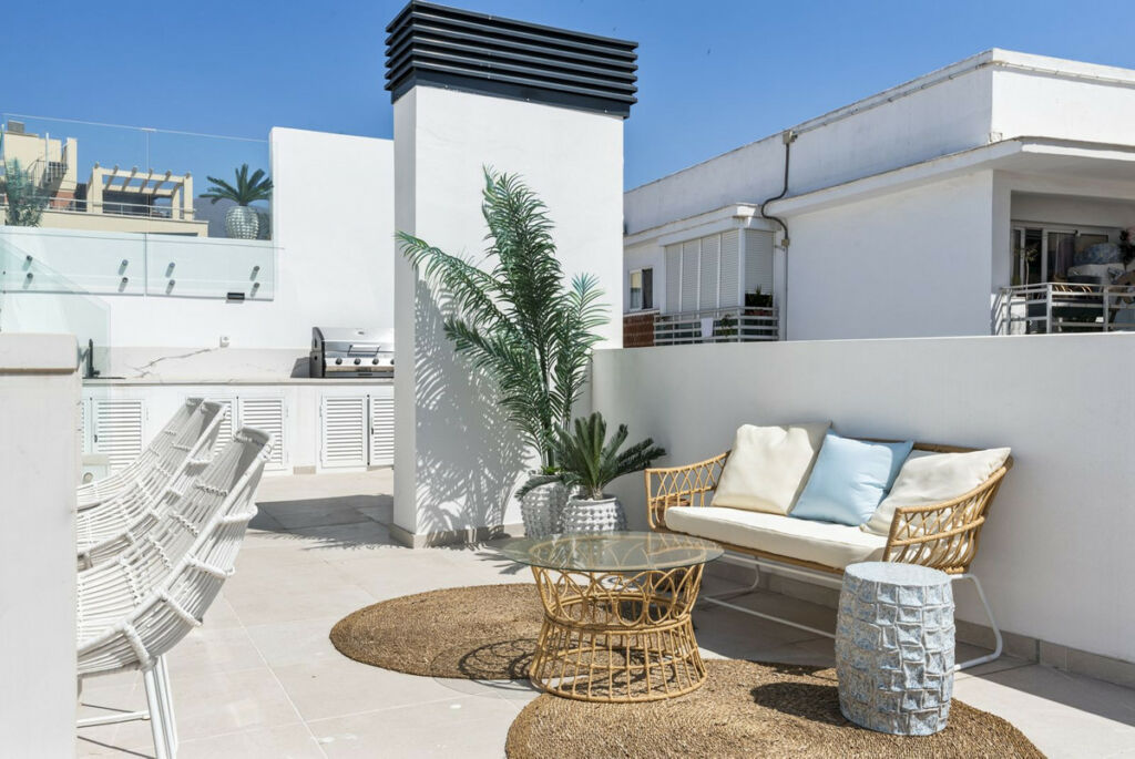 Middle Floor Apartment Estepona Málaga - image 28