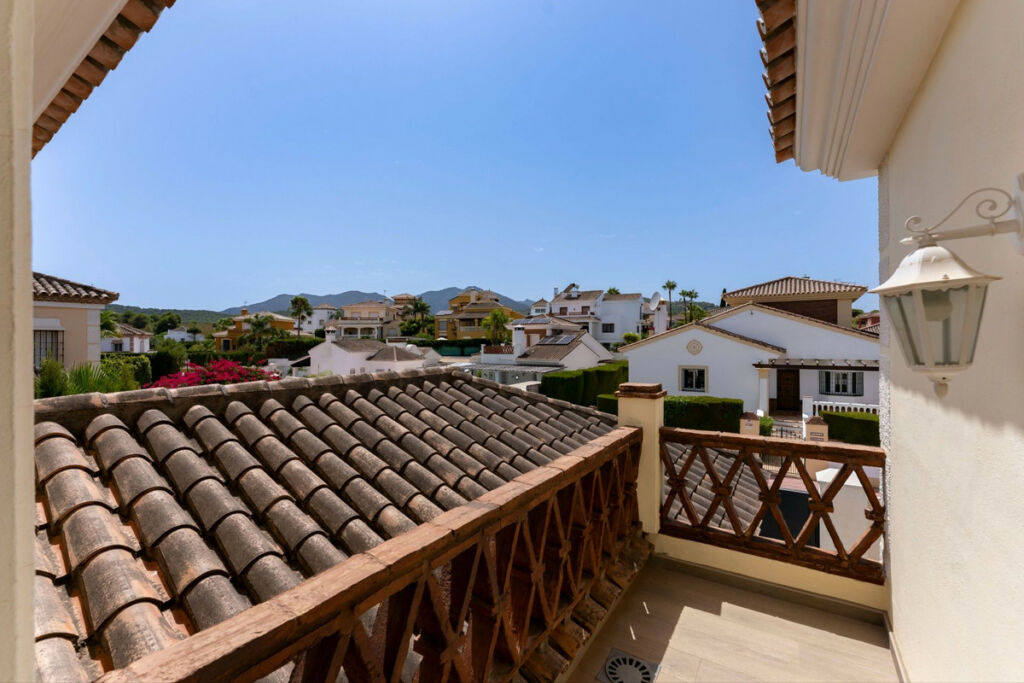 Detached Villa Coín Málaga - image 28