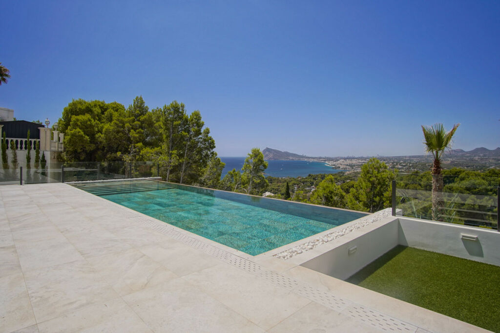 Detached Villa Altea Alicante - image 28