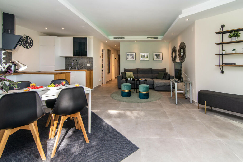 Middle Floor Apartment Puerto Banús Málaga - image 27