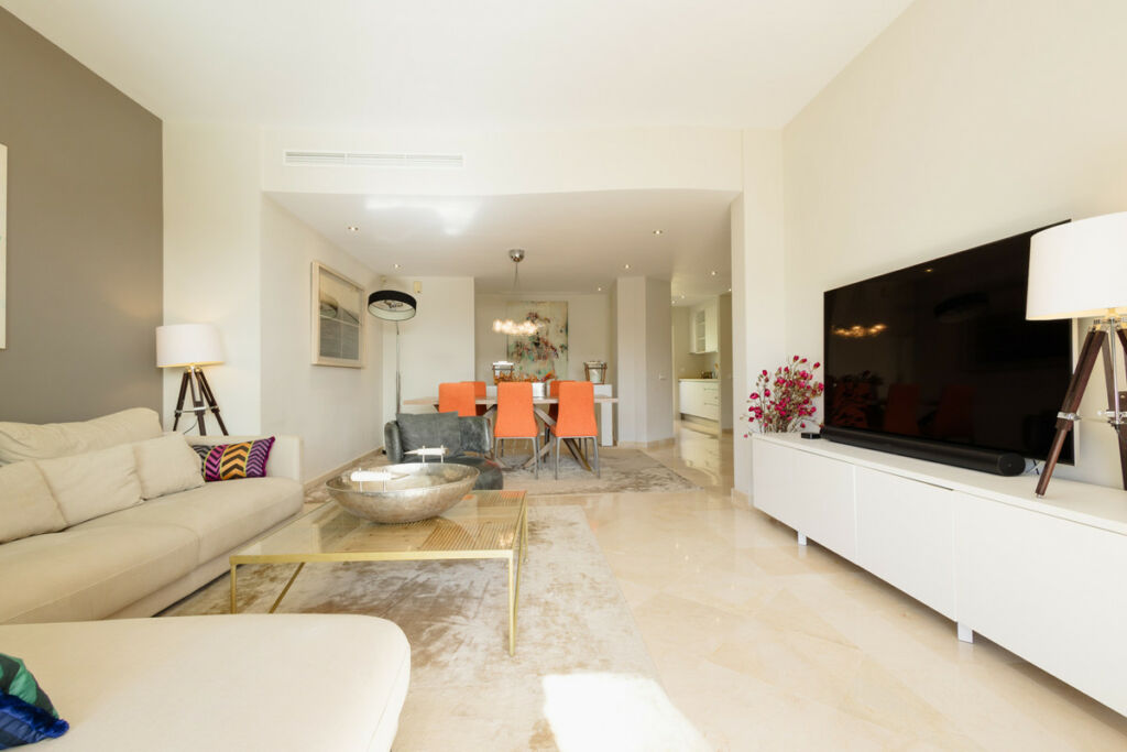 Middle Floor Apartment Elviria Málaga - image 28