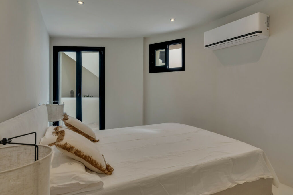 Detached Villa Benissa Alicante - image 28