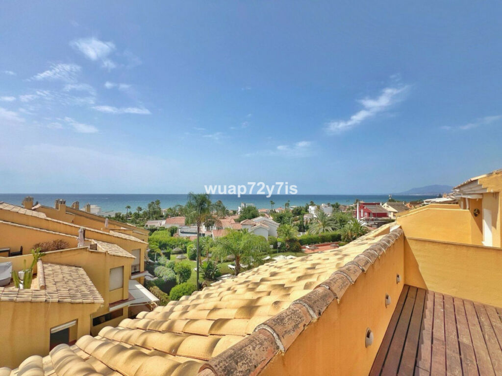 Semi-Detached House Costabella Málaga - image 28