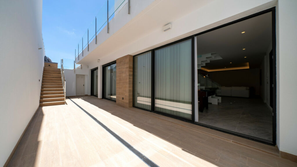 Detached Villa Finestrat Alicante - image 29