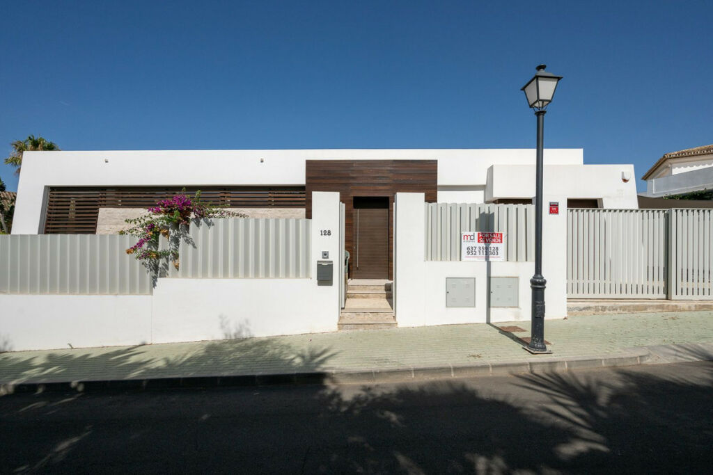 Detached Villa Marbesa Málaga - image 29