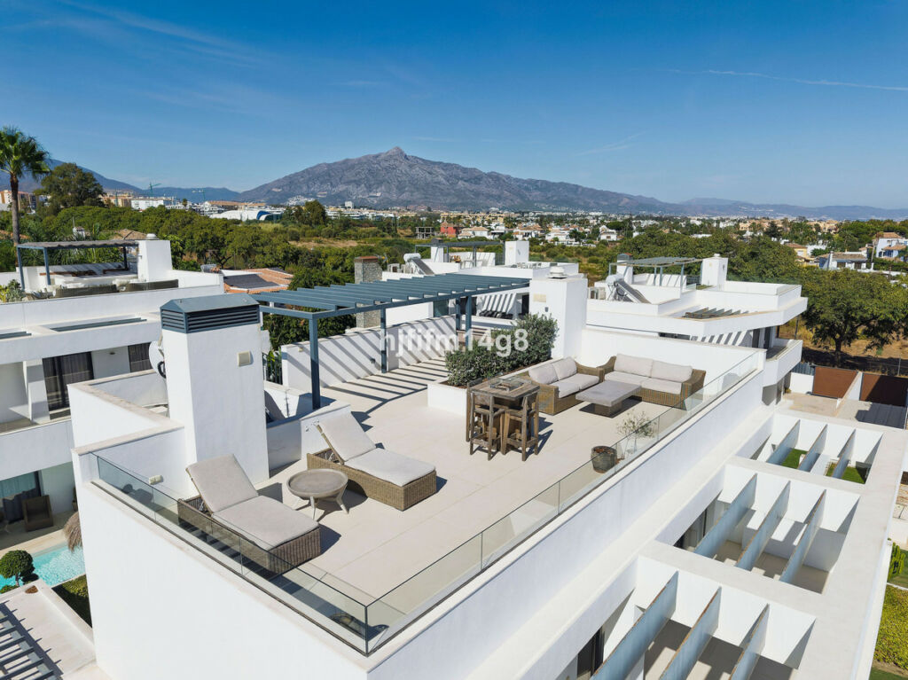 Detached Villa San Pedro de Alcántara Málaga - image 29