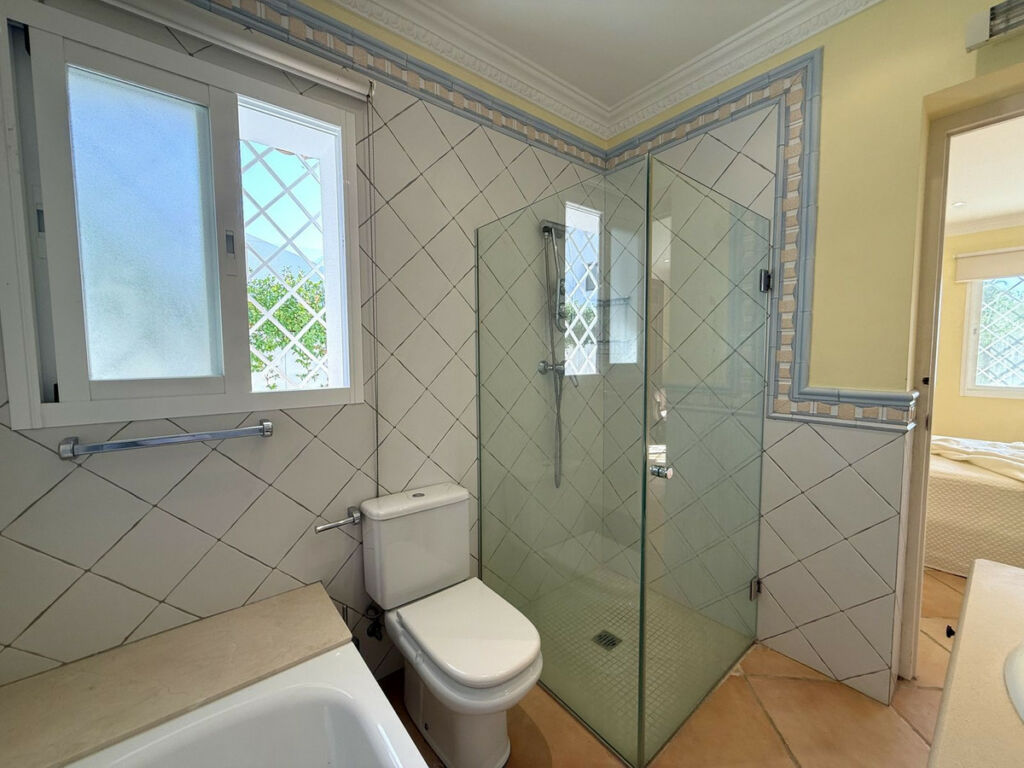 Semi-Detached House San Pedro de Alcántara Málaga - image 29